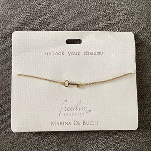 Unlock your dreams necklace